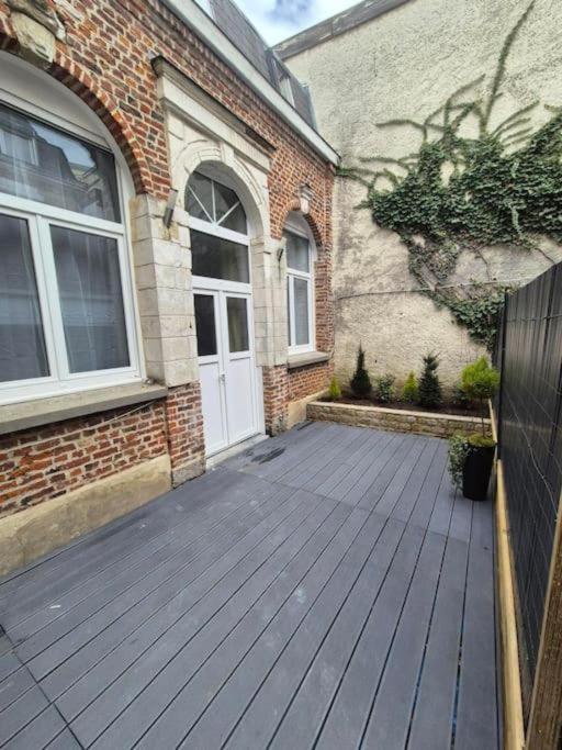 Valscosy Parking - Activites Illegales Interdite Valenciennes Bagian luar foto